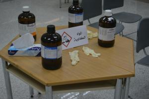 Jamoum Department of Chemistry Holds (How to Deal with Chemical Substances) Course for Civil Defense Officers